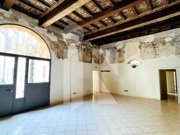 appartamento in vendita a Mantova in zona Centro Storico