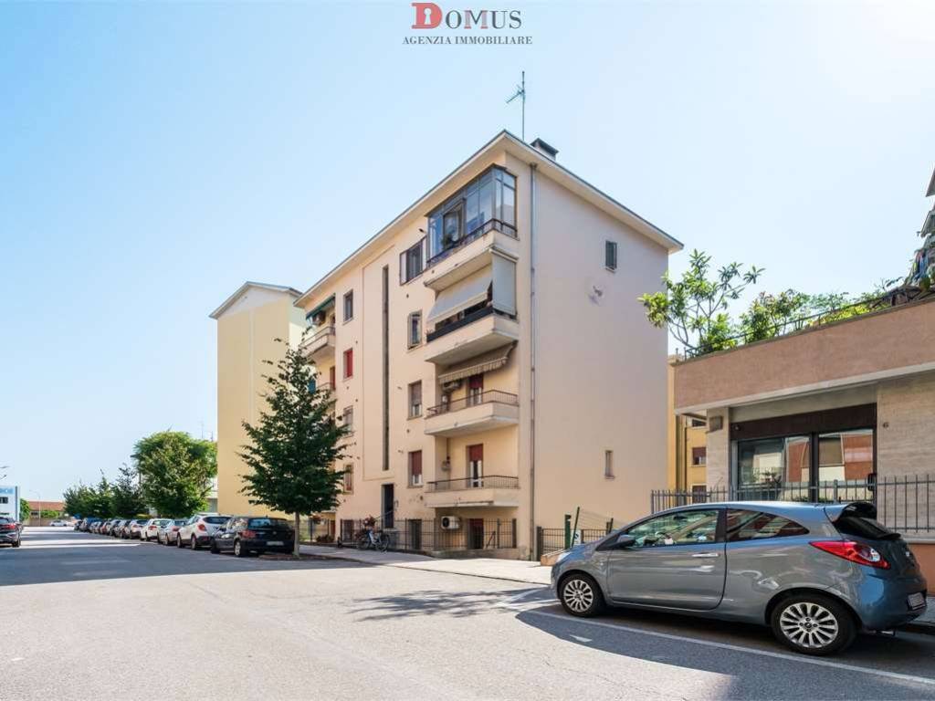 appartamento in vendita a Mantova in zona Valletta Valsecchi