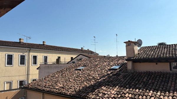appartamento in vendita a Mantova in zona Centro Storico