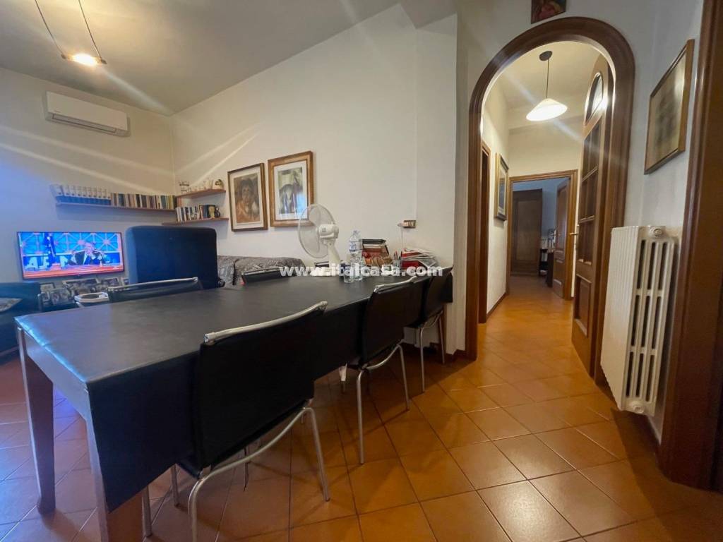 appartamento in vendita a Mantova in zona Lunetta-Frassino
