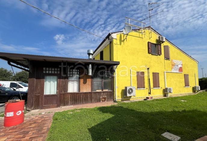 appartamento in vendita a Mantova in zona Lunetta-Frassino