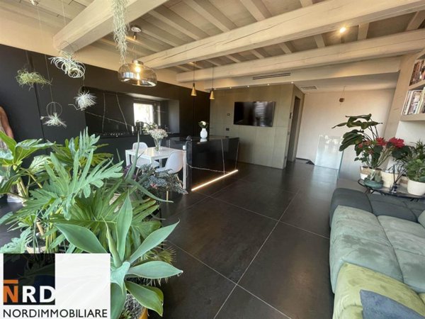 casa indipendente in vendita a Mantova in zona Centro Storico