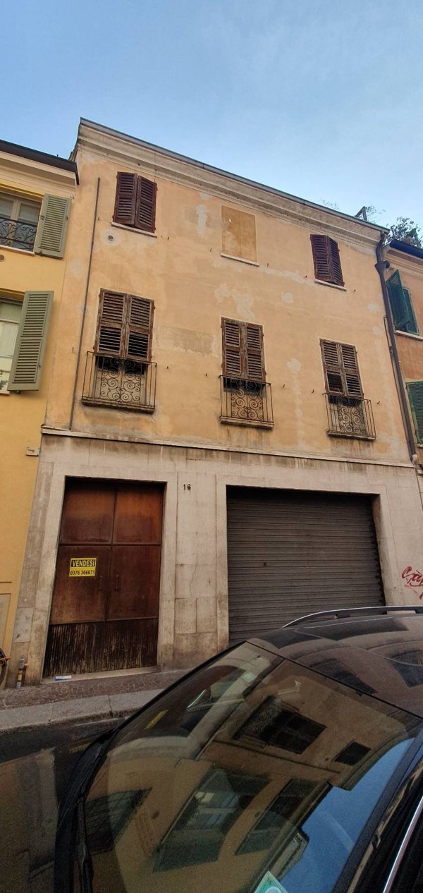 casa indipendente in vendita a Mantova in zona Centro Storico