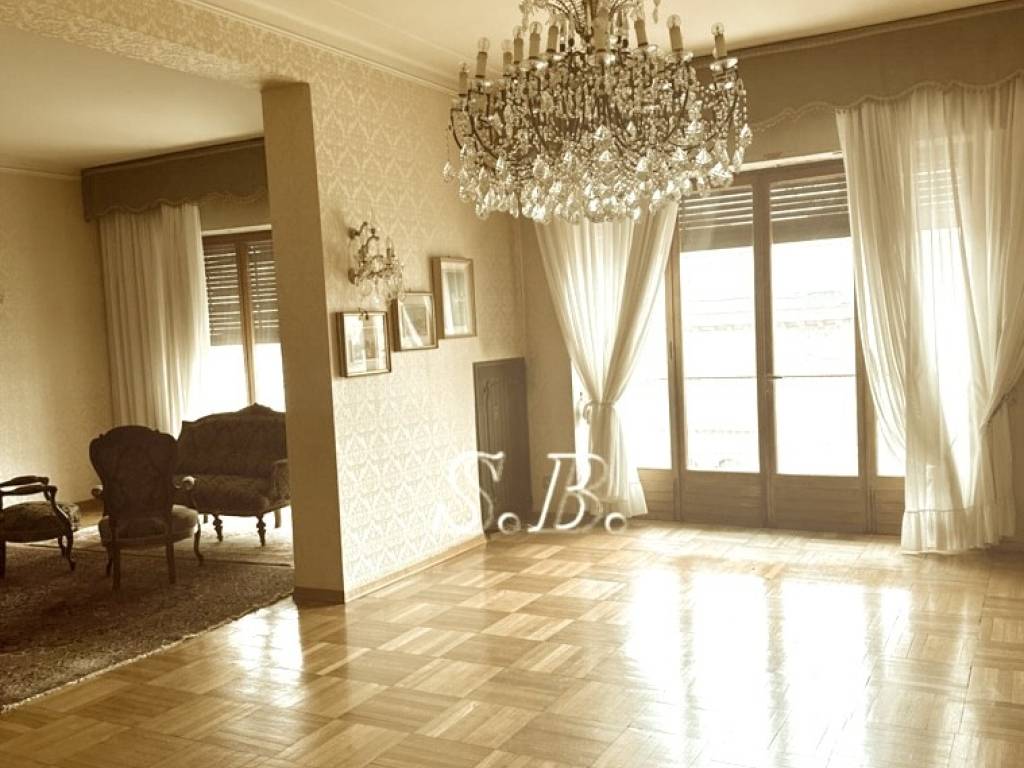 appartamento in vendita a Mantova in zona Centro Storico