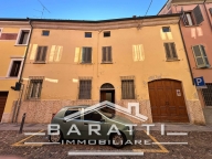 casa indipendente in vendita a Mantova in zona Centro Storico