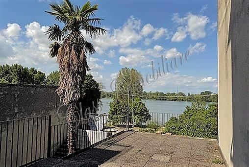 appartamento in vendita a Mantova in zona Centro Storico