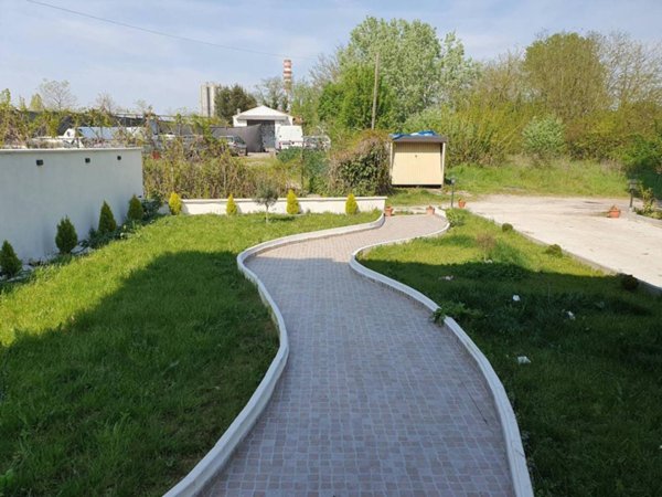 casa indipendente in vendita a Mantova in zona Centro Storico