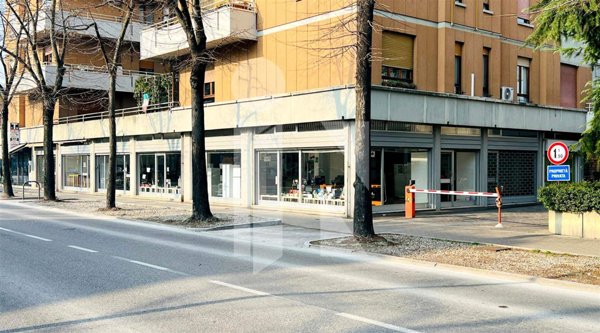 ufficio in vendita a Mantova in zona Centro Storico