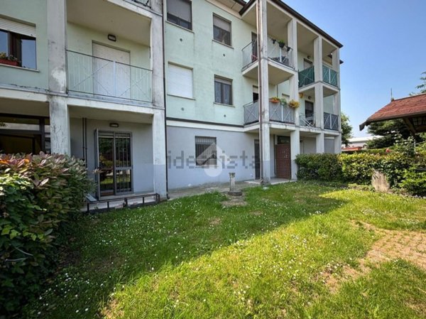 appartamento in vendita a Mantova in zona Lunetta-Frassino
