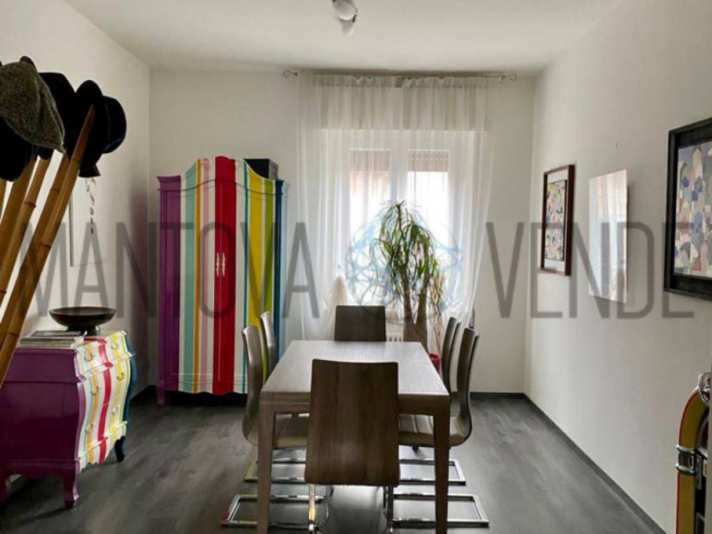 appartamento in vendita a Mantova in zona Centro Storico