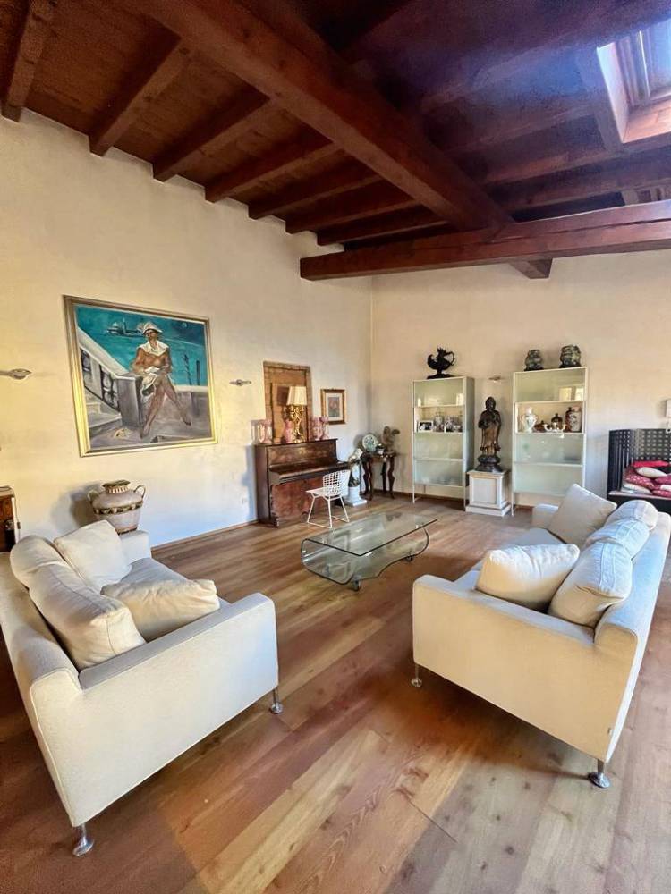 appartamento in vendita a Mantova in zona Virgiliana