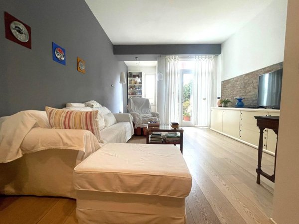 casa indipendente in vendita a Mantova in zona Centro Storico