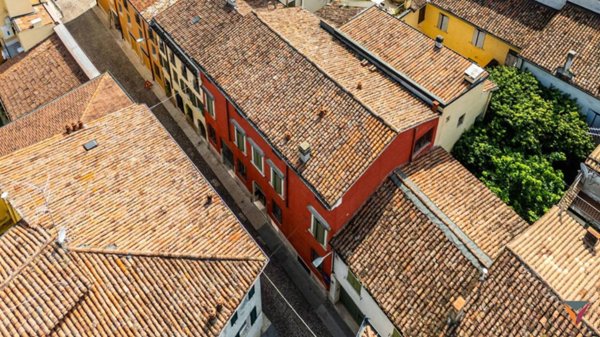 appartamento in vendita a Mantova in zona Centro Storico