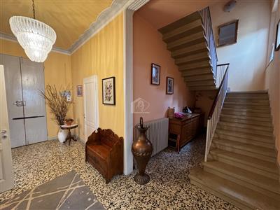 casa indipendente in vendita a Mantova in zona Centro Storico