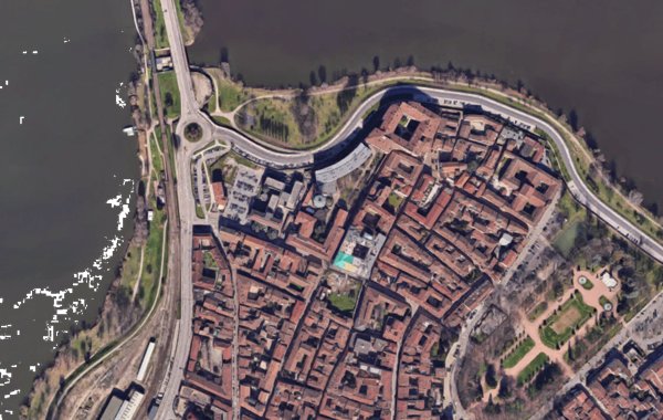 appartamento in vendita a Mantova in zona Centro Storico