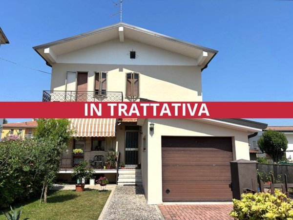 casa indipendente in vendita a Mantova in zona Chiesanuova