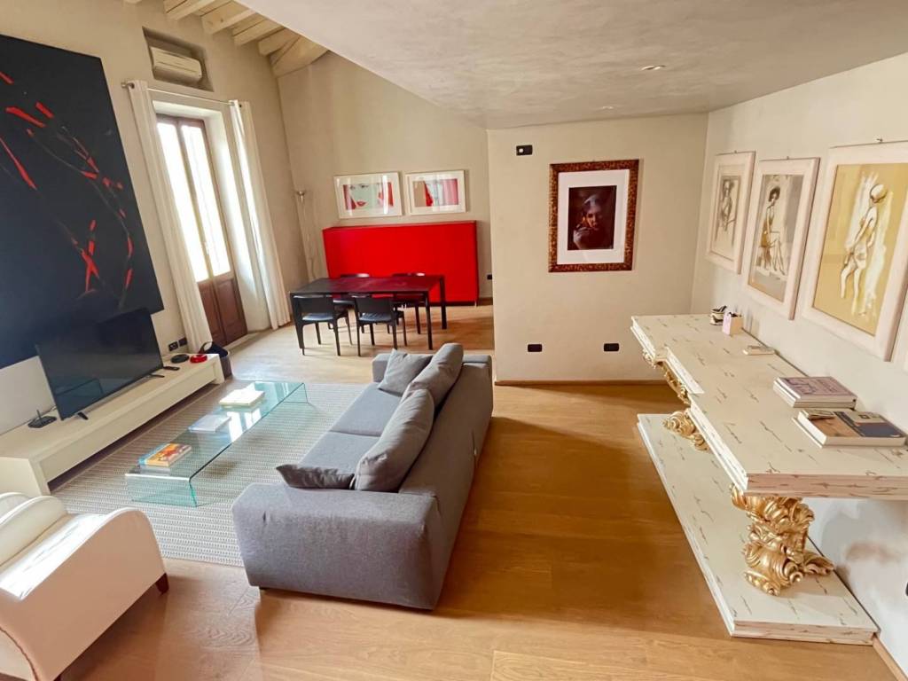appartamento in vendita a Mantova in zona Centro Storico