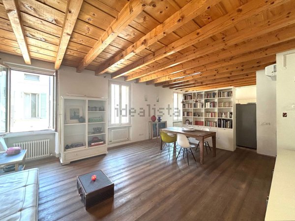 appartamento in vendita a Mantova in zona Centro Storico