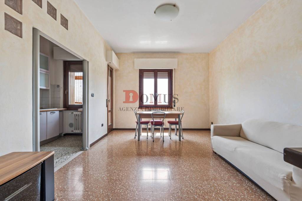 appartamento in vendita a Mantova in zona Lunetta-Frassino