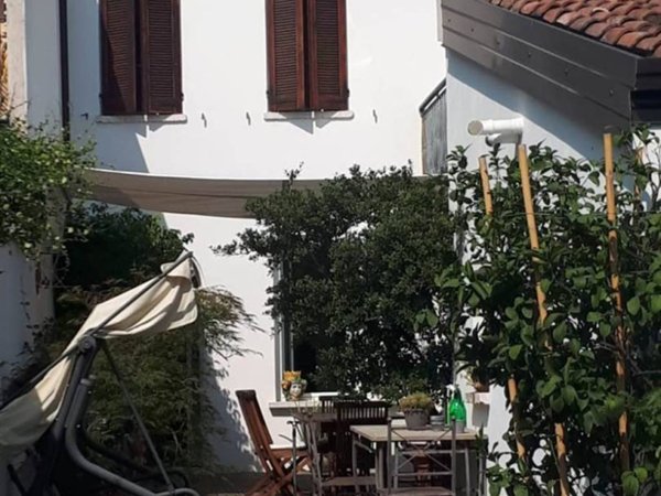 casa indipendente in vendita a Mantova