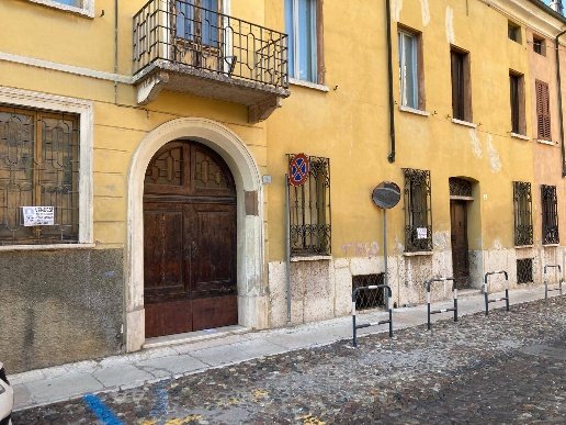 casa indipendente in vendita a Mantova