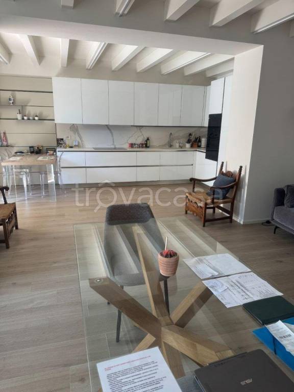 appartamento in vendita a Mantova in zona Centro Storico