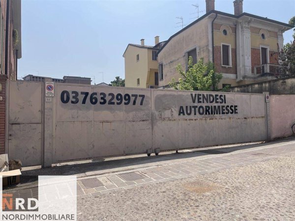 locale di sgombero in vendita a Mantova in zona Centro Storico