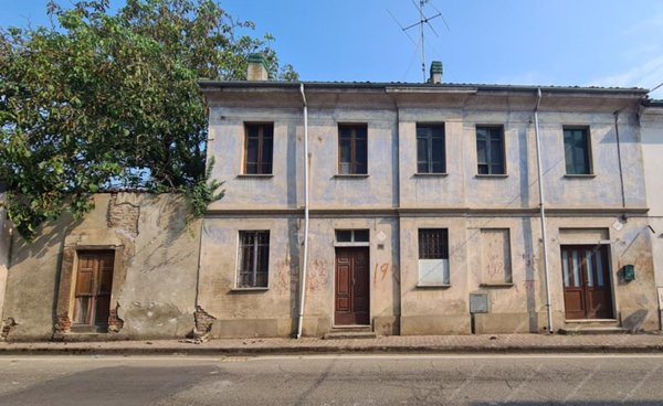 casale in vendita a Mantova in zona Gambarana