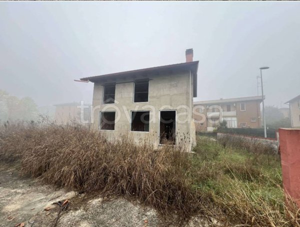 appartamento in vendita a Mantova in zona Strada Dosso del Corso