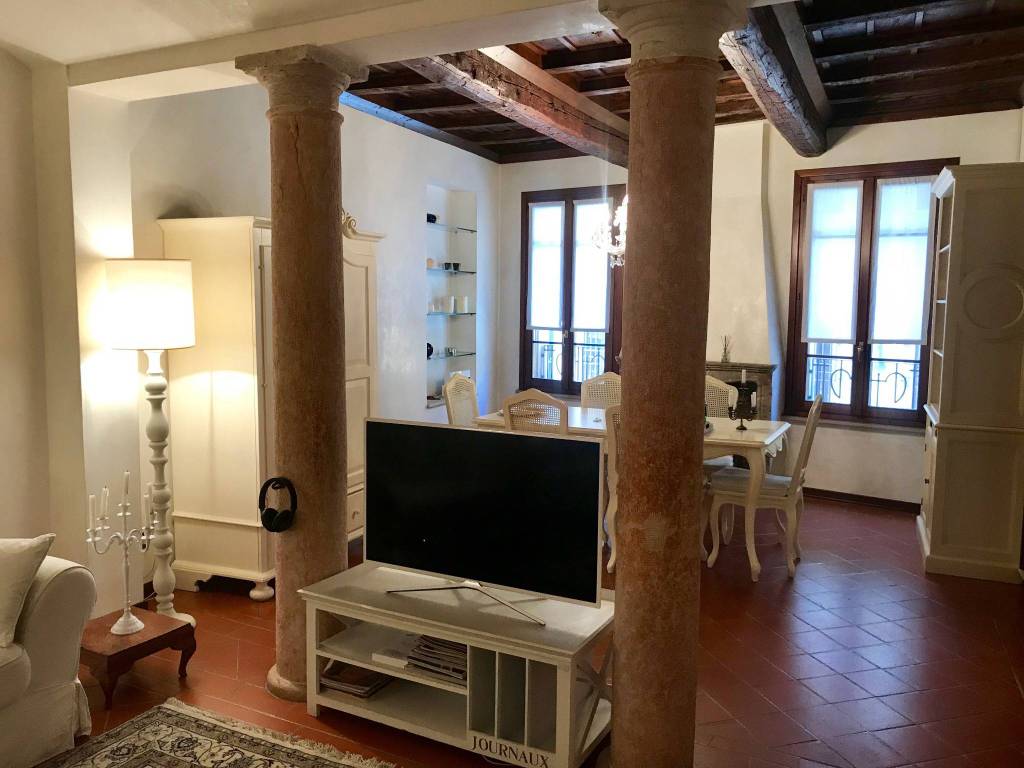 appartamento in vendita a Mantova in zona Centro Storico