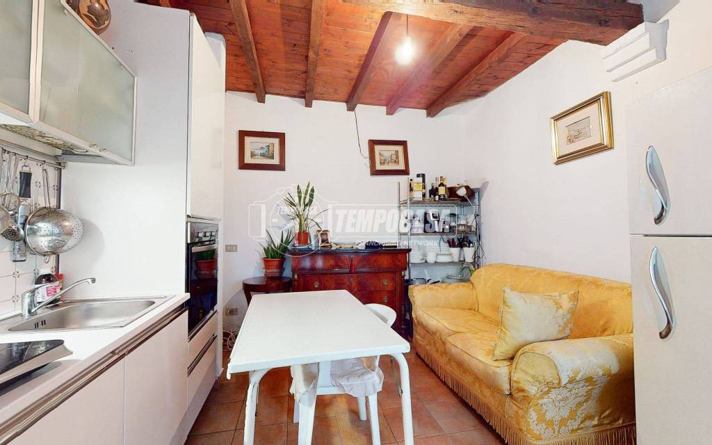 appartamento in vendita a Mantova in zona Cittadella