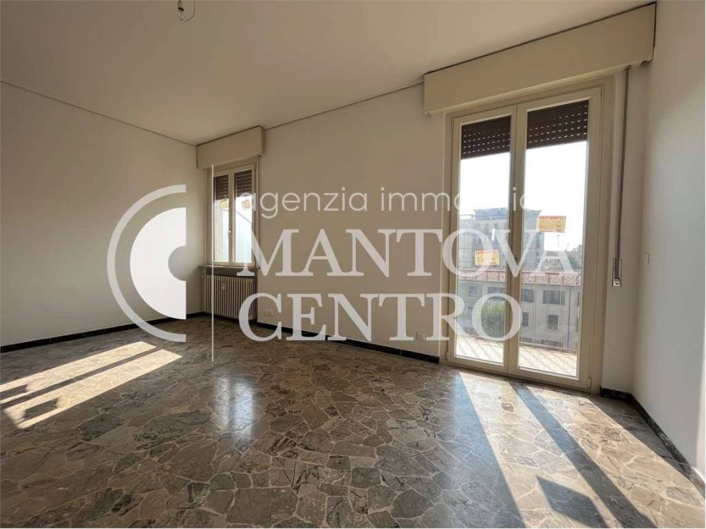 appartamento in vendita a Mantova