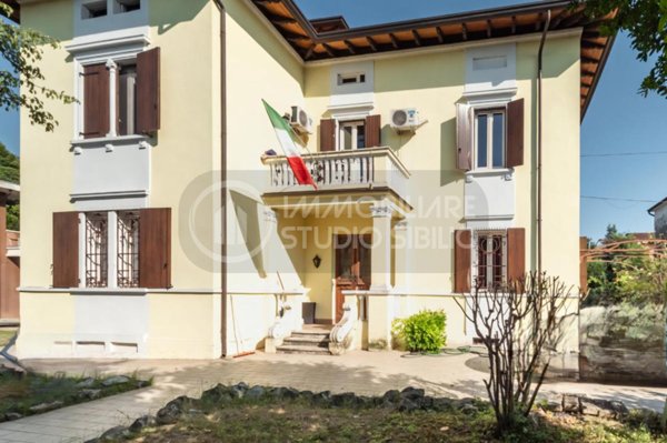 casa indipendente in vendita a Mantova