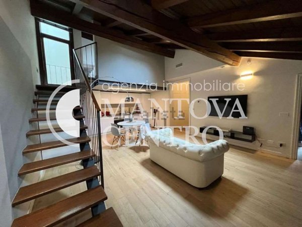 appartamento in vendita a Mantova in zona Centro Storico