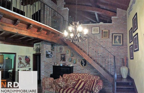 casa indipendente in vendita a Mantova in zona Corso Vittorio Emanuele II