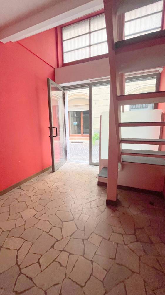 ufficio in vendita a Mantova