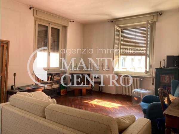 appartamento in vendita a Mantova in zona Centro Storico