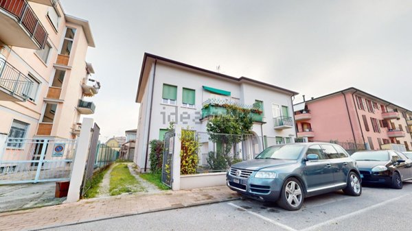 appartamento in vendita a Mantova in zona Viale Pompilio