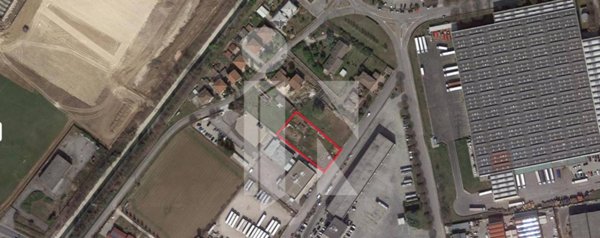terreno edificabile in vendita a Mantova