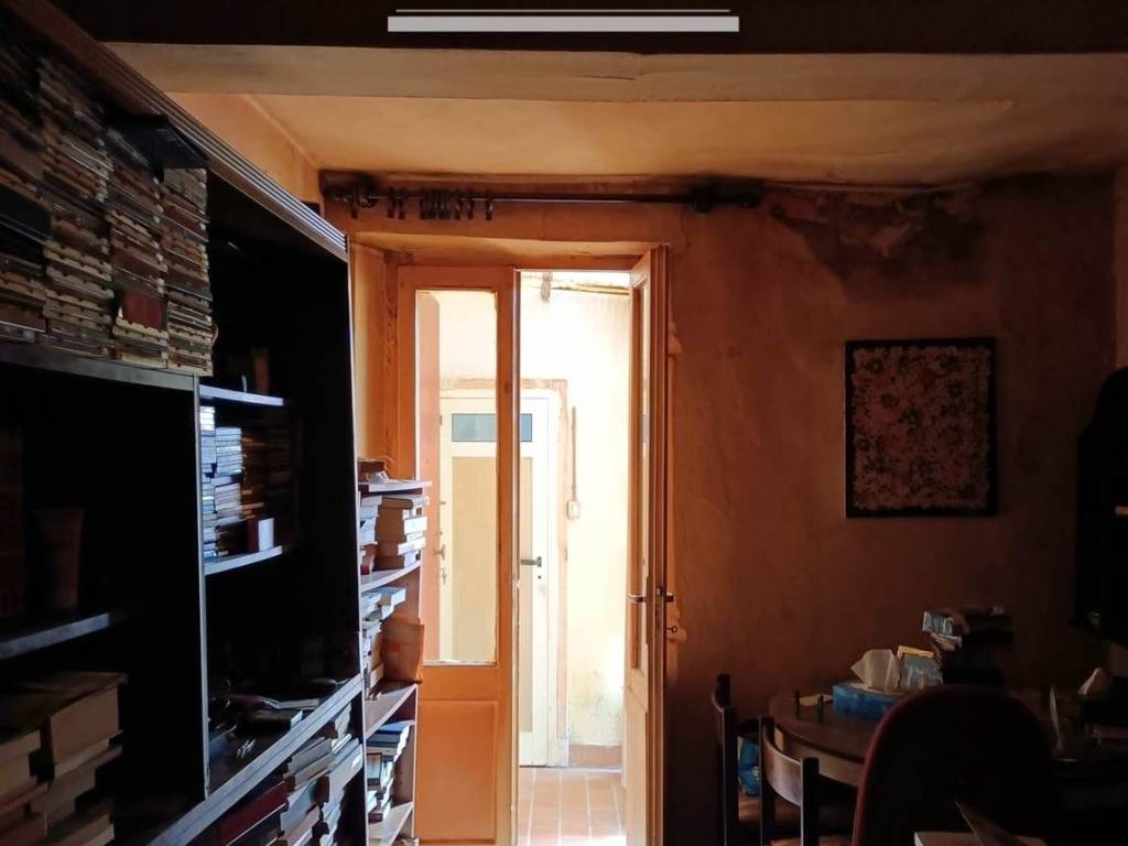 casa indipendente in vendita a Mantova in zona Centro Storico