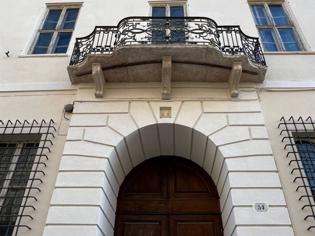 appartamento in vendita a Mantova in zona Centro Storico