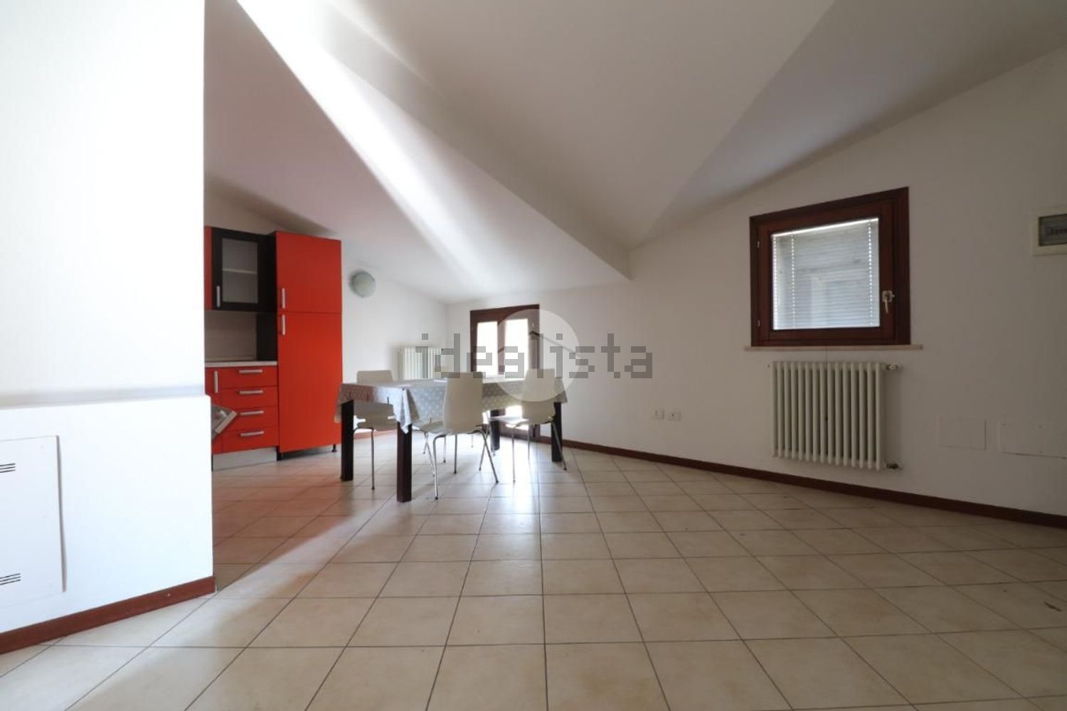 appartamento in vendita a Mantova in zona Borgo Castelletto