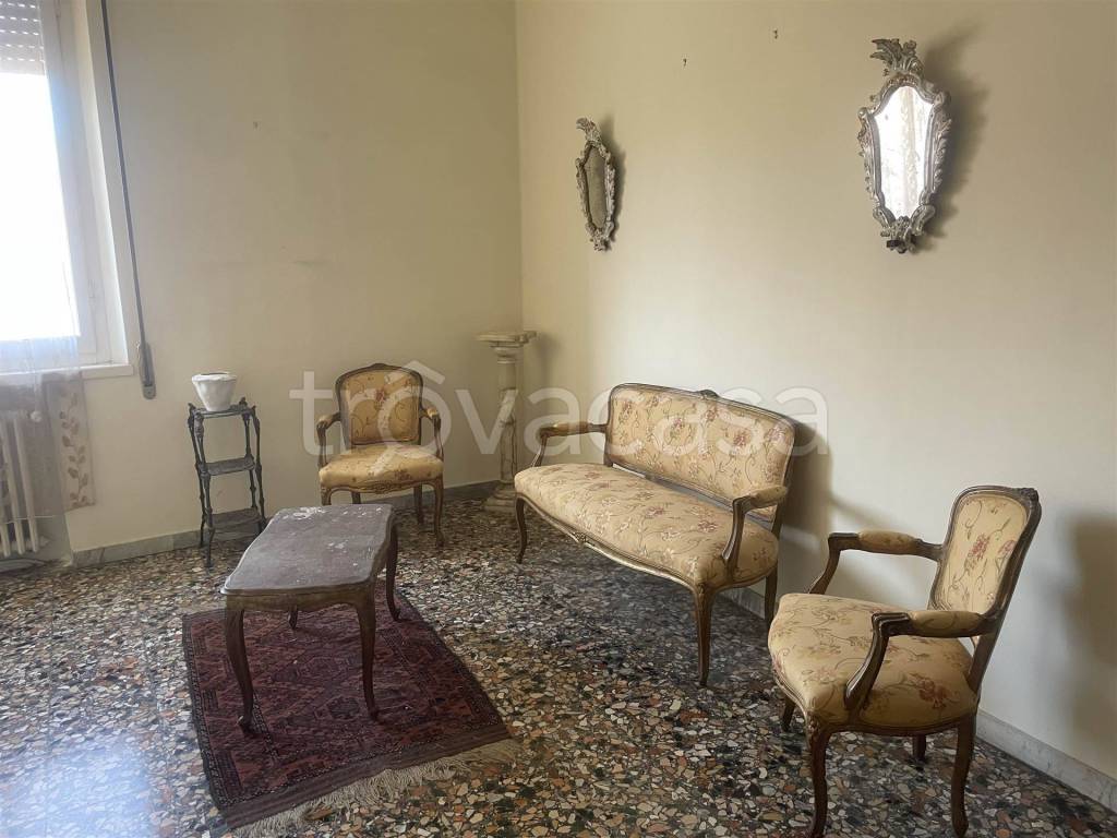 appartamento in vendita a Mantova in zona Centro Storico