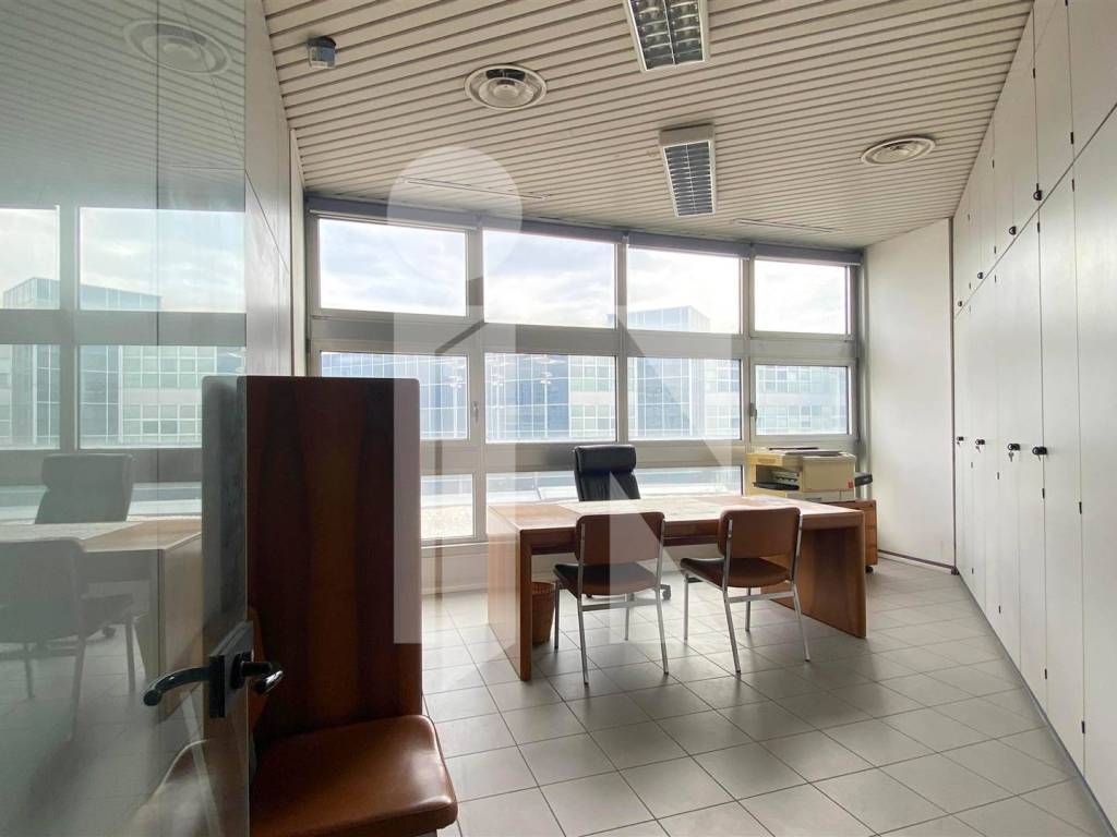 ufficio in vendita a Mantova in zona Case Ghisiolo