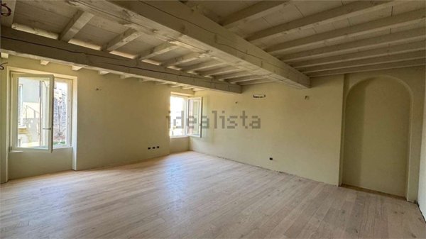 appartamento in vendita a Mantova in zona Centro Storico