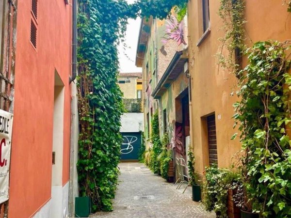 intera palazzina in vendita a Mantova in zona Centro Storico