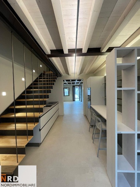 casa indipendente in vendita a Mantova in zona Centro Storico