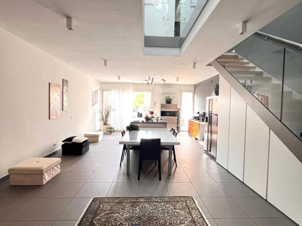 casa indipendente in vendita a Mantova in zona Belfiore