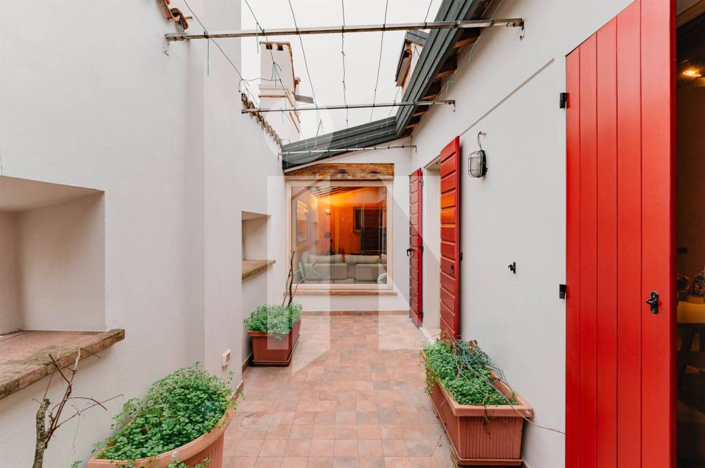 appartamento in vendita a Mantova in zona Centro Storico