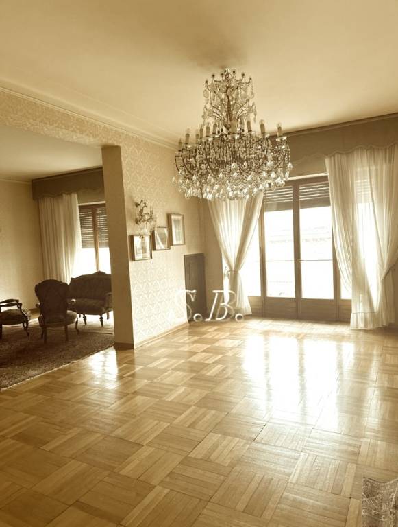 appartamento in vendita a Mantova in zona Centro Storico